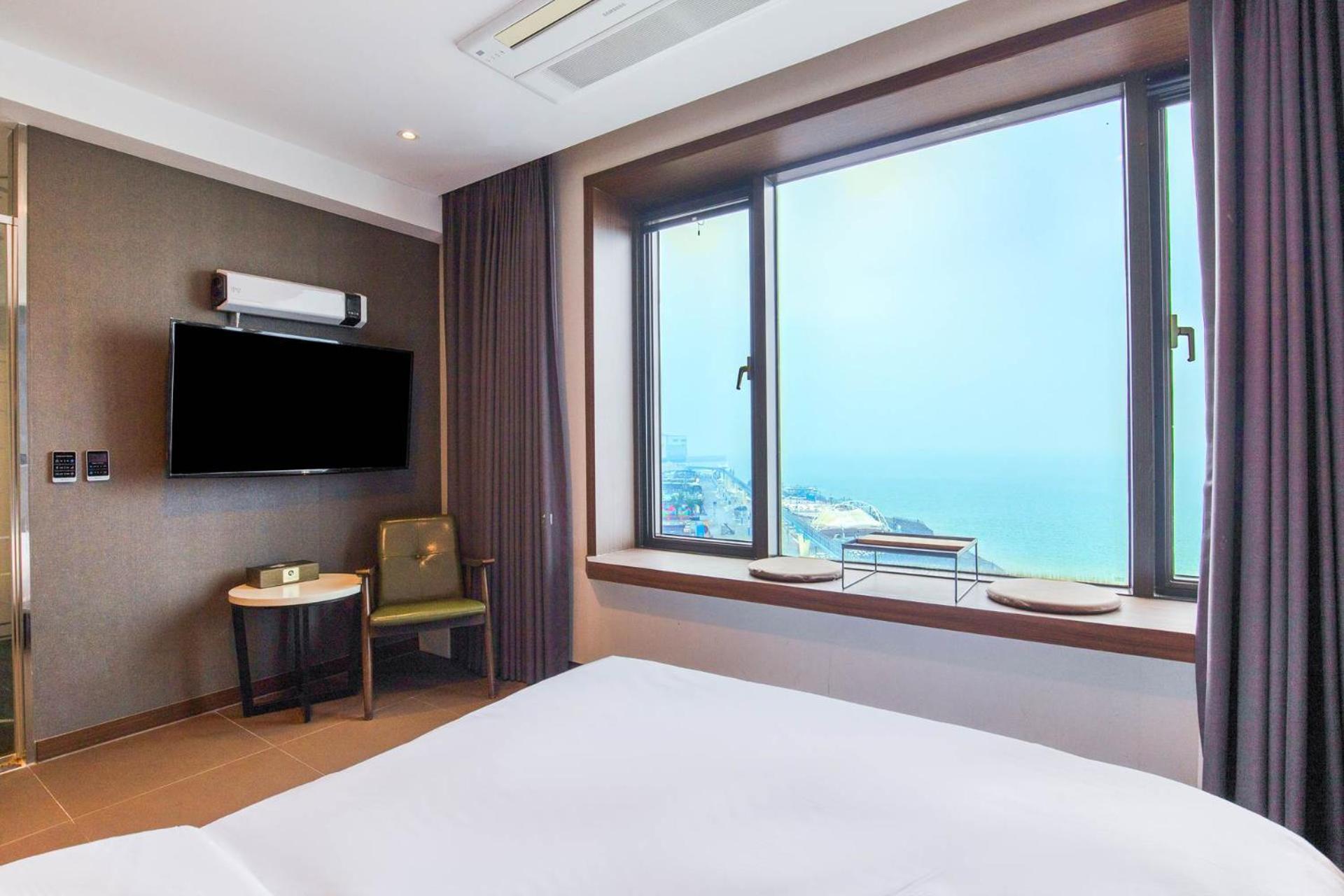 Incheon Blue Marine Hotel Exterior photo