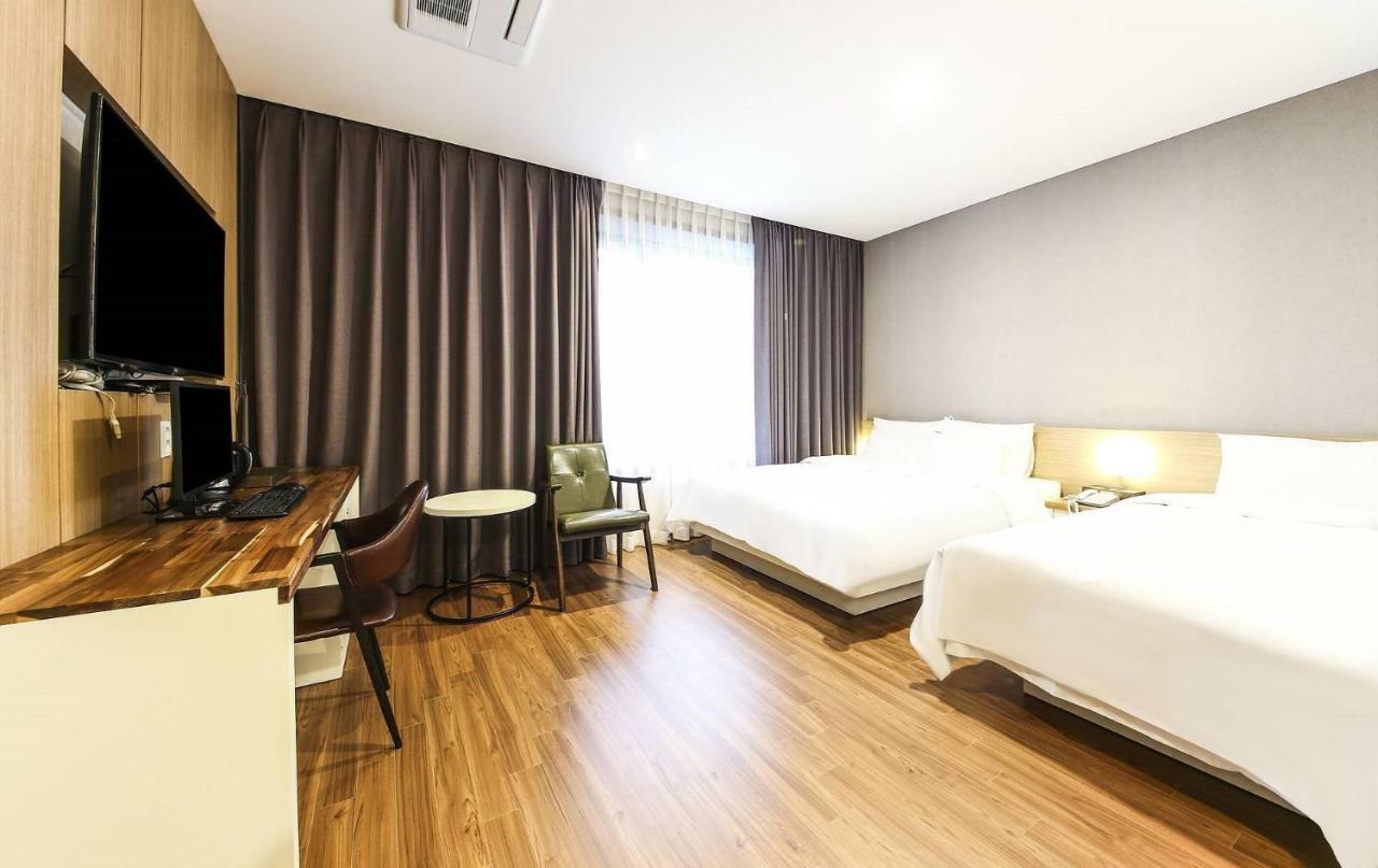 Incheon Blue Marine Hotel Exterior photo